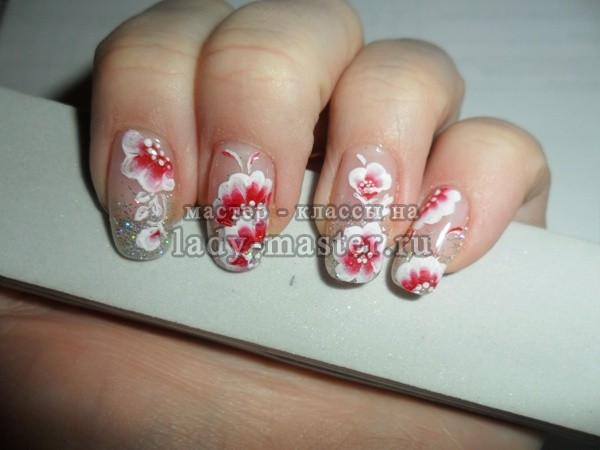 Китайская роспись на ногтях в Москве