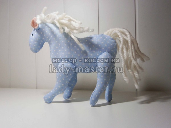Елочная игрушка «Белая лошадка»