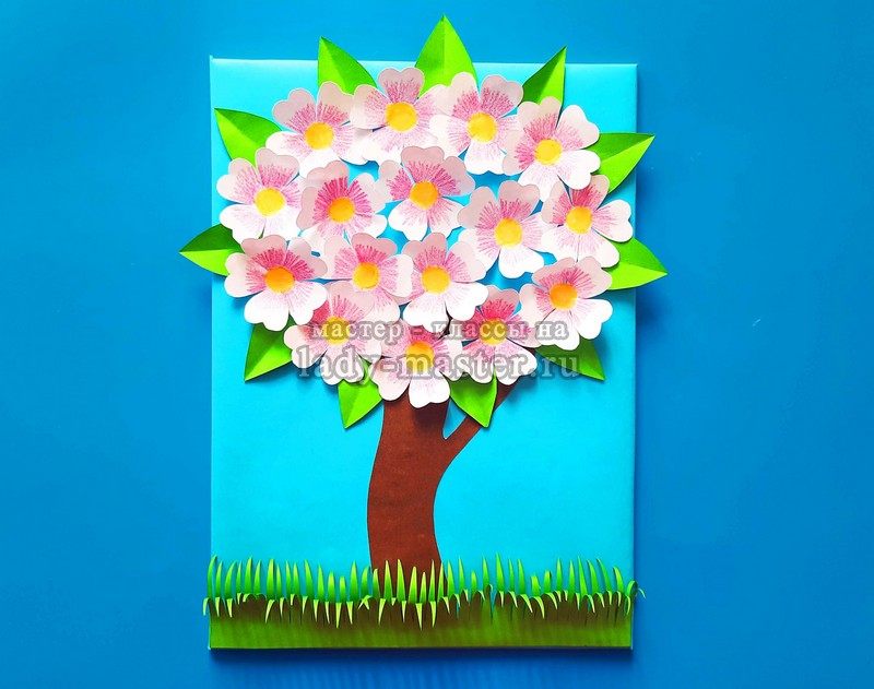 Аппликация «Цветущая яблоня» — простая поделка для детей